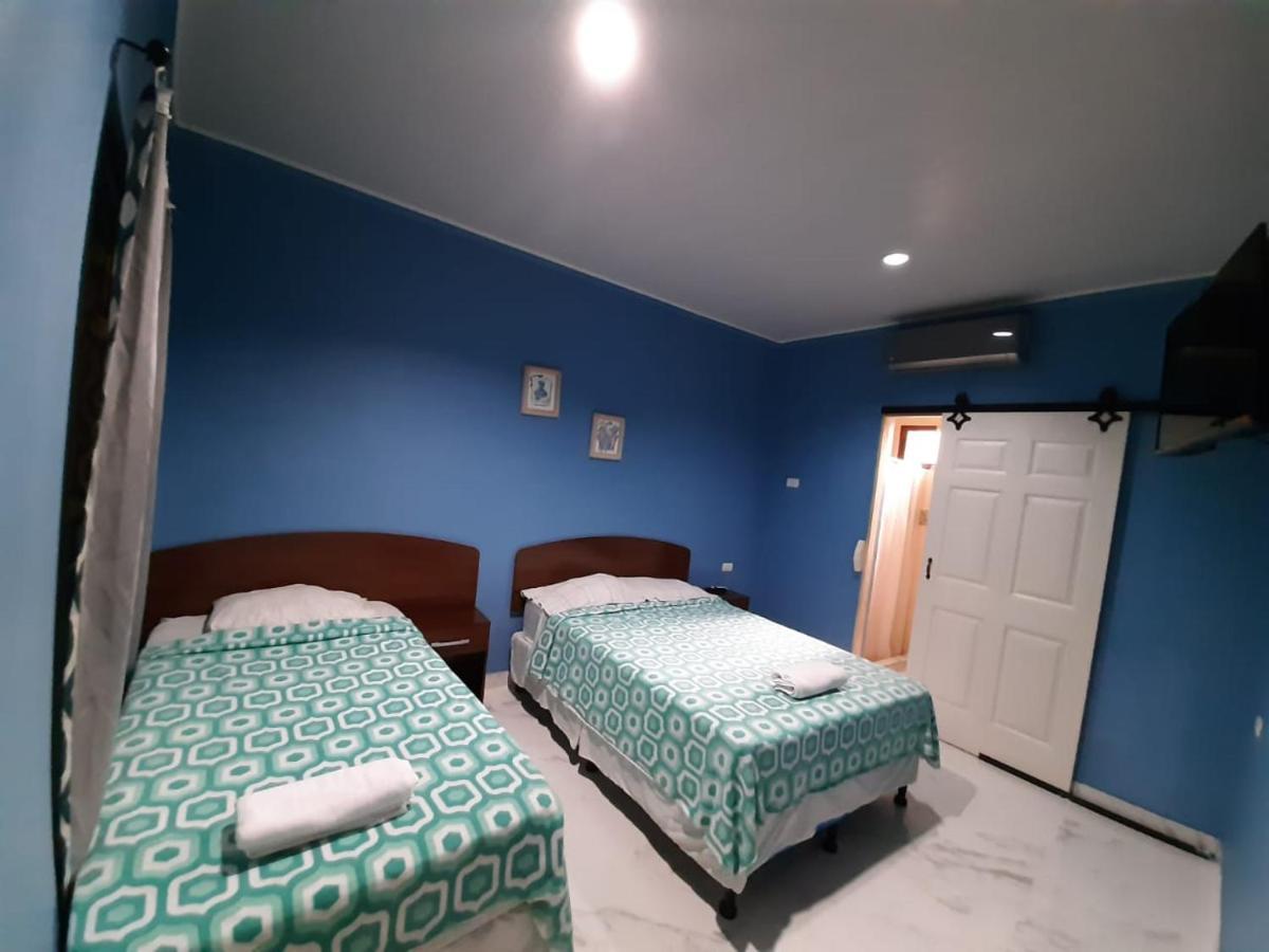 Hotel Casa Blanca León Buitenkant foto