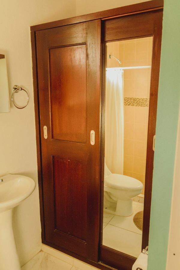 Hotel Casa Blanca León Buitenkant foto