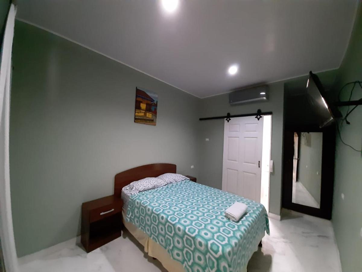 Hotel Casa Blanca León Buitenkant foto