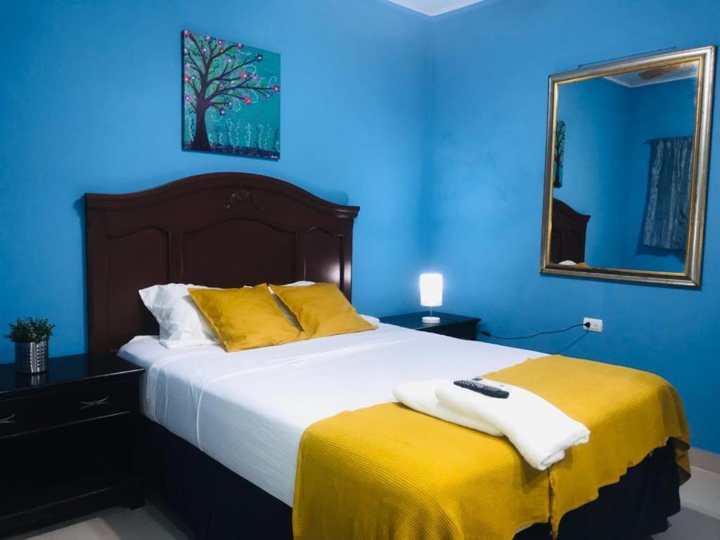 Hotel Casa Blanca León Buitenkant foto