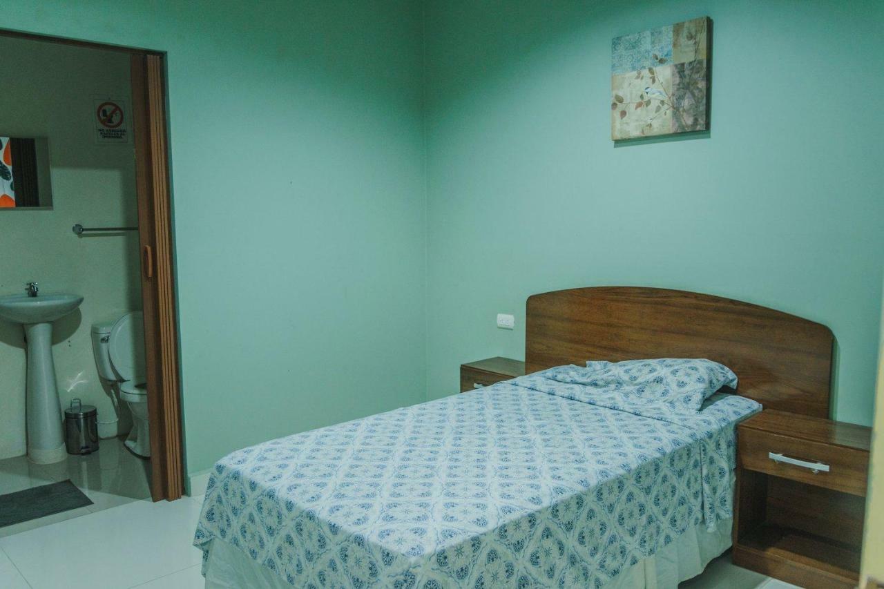 Hotel Casa Blanca León Buitenkant foto