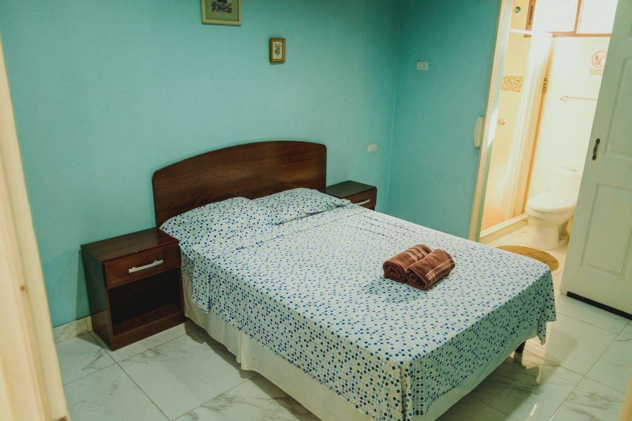 Hotel Casa Blanca León Buitenkant foto